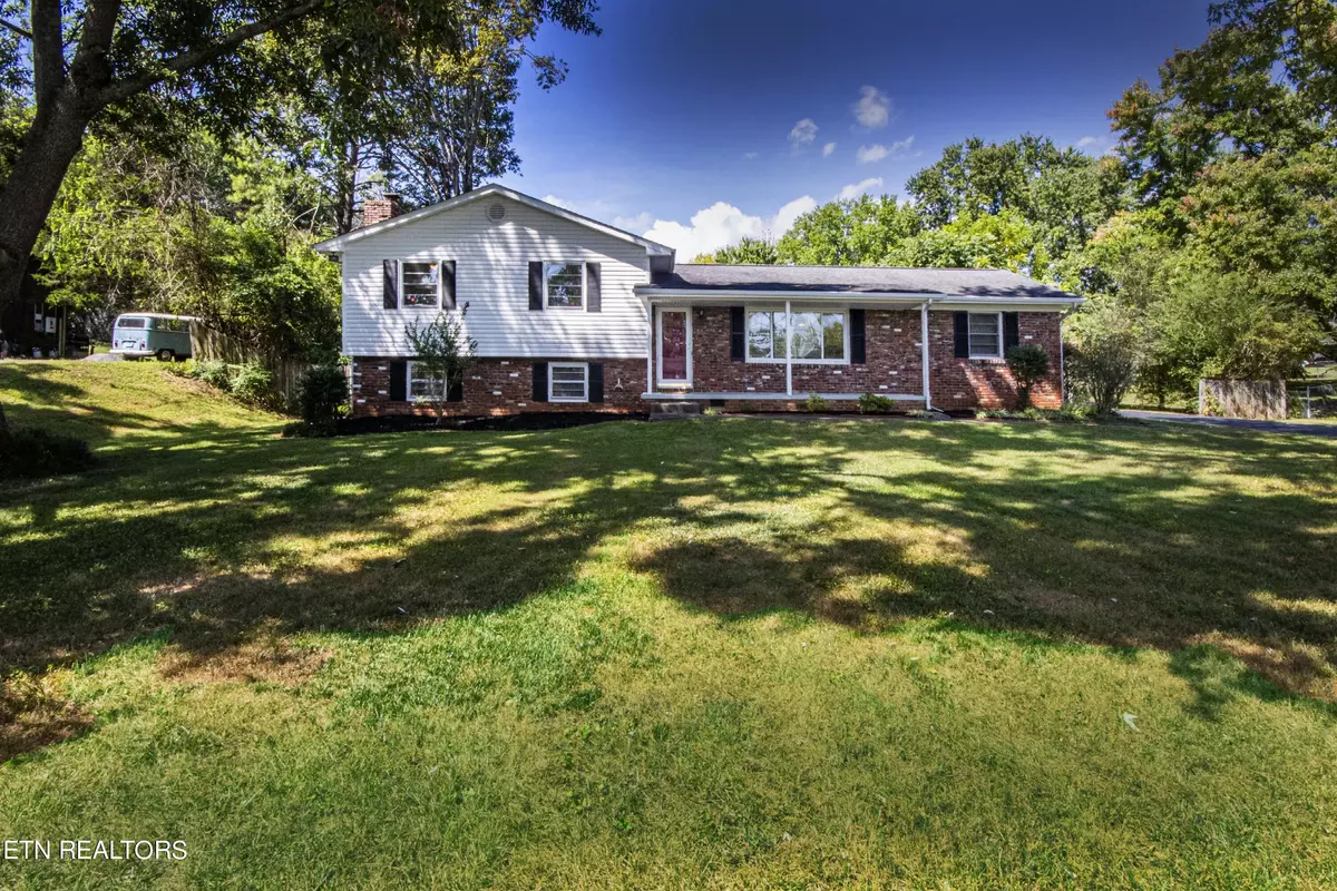 Knoxville, TN 37923,721 Schenley Rd