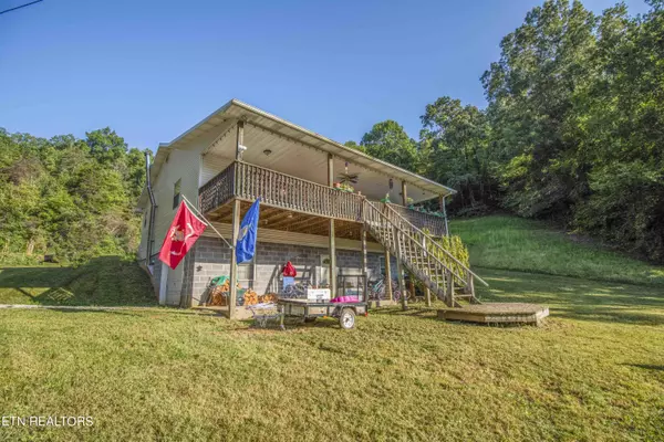 640 Ousley LN, New Tazewell, TN 37825