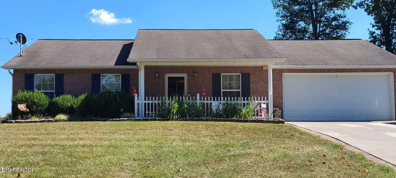 297 Booker Rd, Maynardville, TN 37807