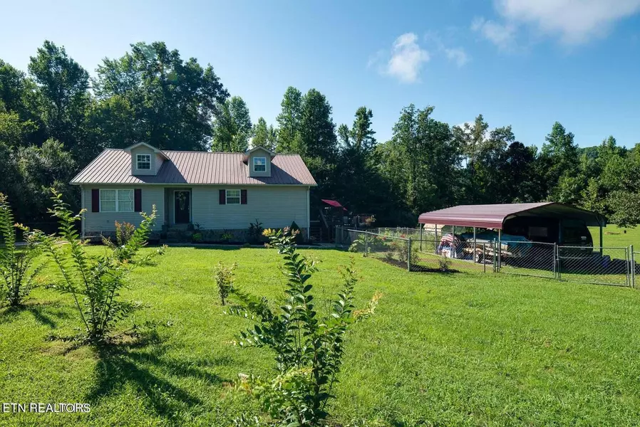 545 Old Wooldridge PIKE, Jellico, TN 37762