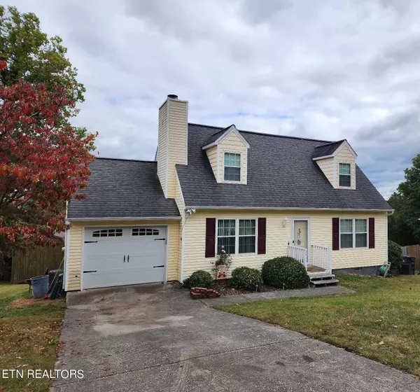 2431 Chimney Ridge Rd, Knoxville, TN 37923