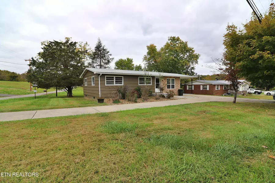 1546 3Rd Ave, Oneida, TN 37841