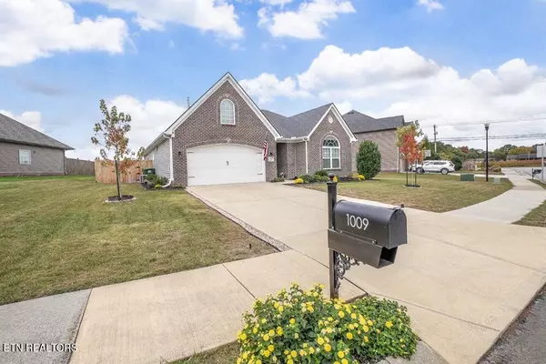 Maryville, TN 37801,1009 Brookwood LN