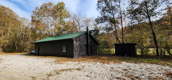 Lafollette, TN 37766,1555 Stinking Creek Rd