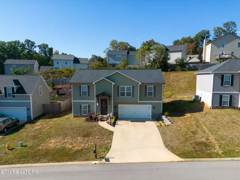 7927 Poplar Grove LN, Powell, TN 37849