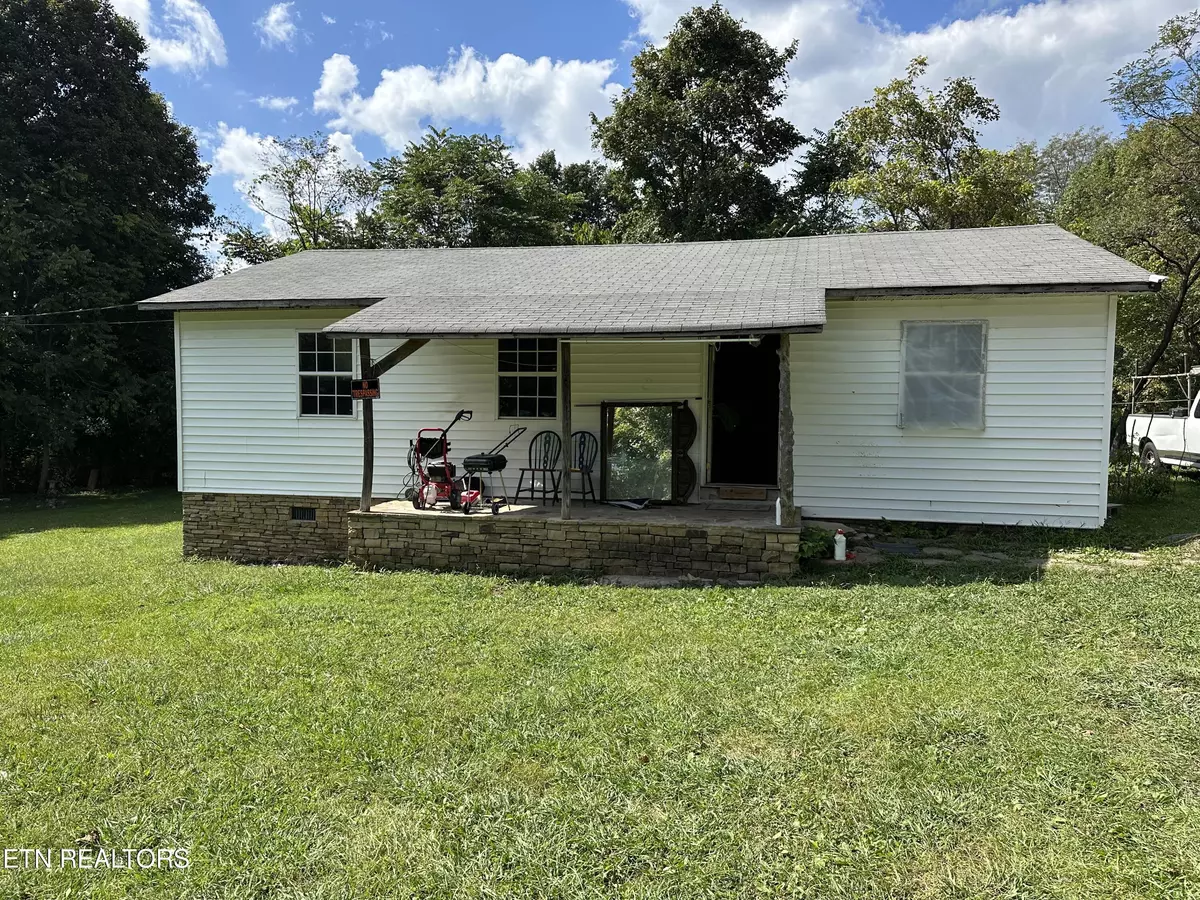 Crab Orchard, TN 37723,245 Elizabeth St