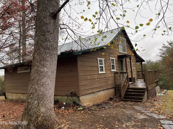 Tellico Plains, TN 37385,2307 Fairview Rd