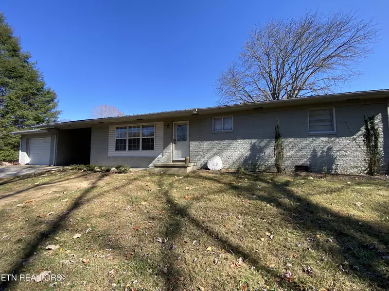 1821 Marcum Rd, Oneida, TN 37841