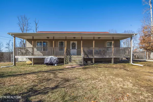 Robbins, TN 37852,300 Mark Fray DR