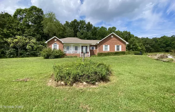 375 Music City Ranch LN, Sparta, TN 38583