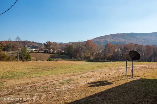 Tellico Plains, TN 37385,3865 Ballplay Rd