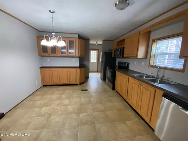 Pioneer, TN 37847,1266 Rock House Rd