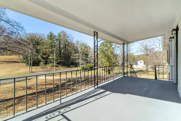 Rocky Top, TN 37769,3466 Lake City Hwy