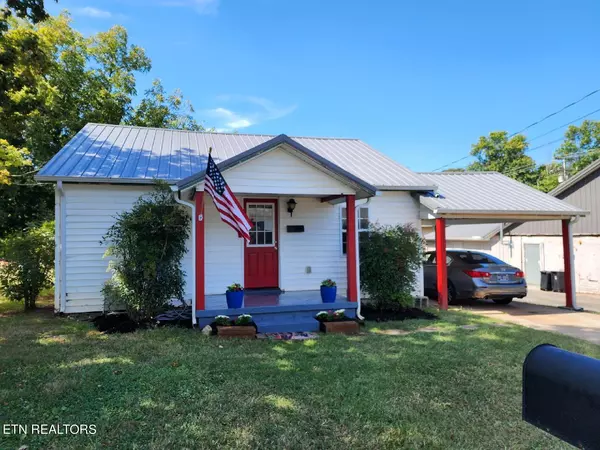 108 Clark St, Sweetwater, TN 37874