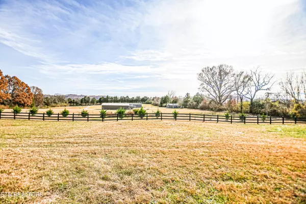 Lafollette, TN 37766,177 Kilgore CIR