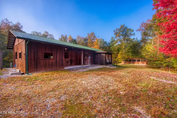 255 Indian Rock Tr, Jamestown, TN 38556