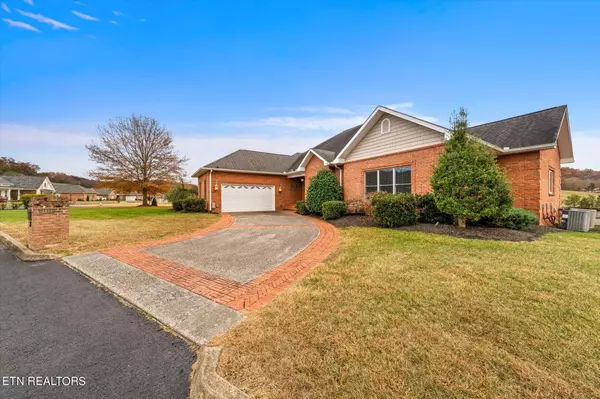 1811 Jordans Creek WAY, Sevierville, TN 37876