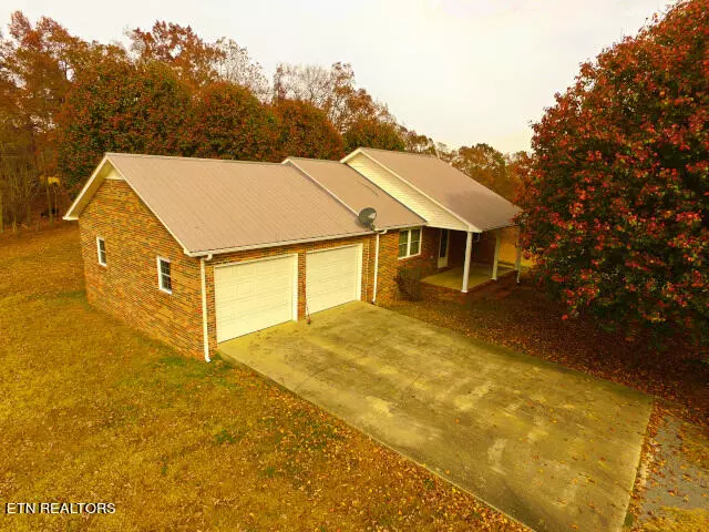 3911 York Highway, Gainesboro, TN 38562