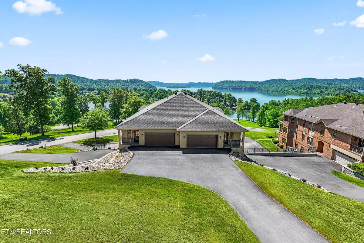 Kingston, TN 37763,2414 Grand View Court