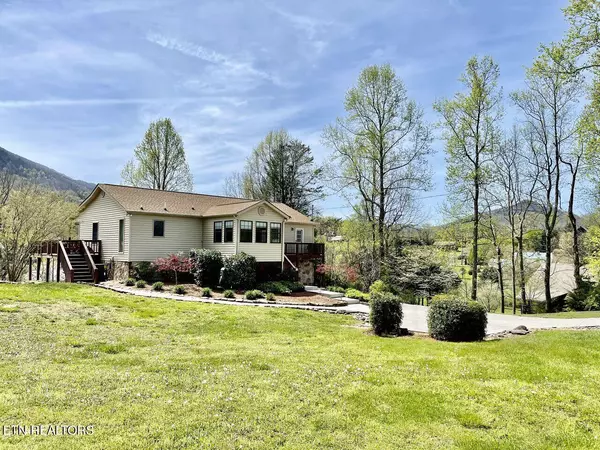 Sevierville, TN 37862,3375 Spring View DR