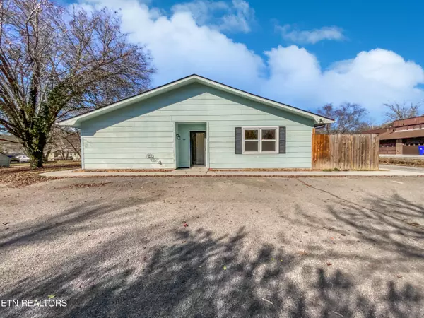 107 Goldenview LN, Oak Ridge, TN 37830