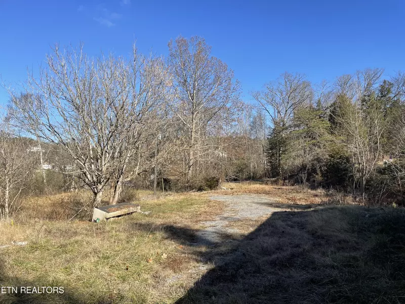 257 Hardin Rd, Kodak, TN 37764