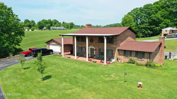 613 Fan St, Tazewell, TN 37879