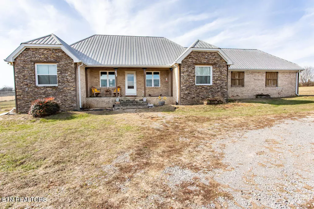 Athens, TN 37303,439 County Road 249