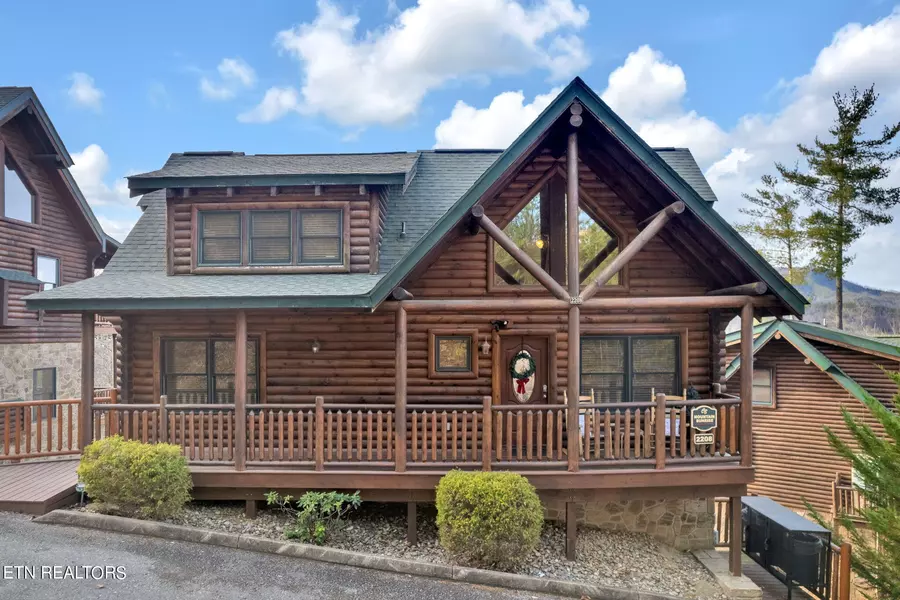 2208 Quiet Valley WAY, Pigeon Forge, TN 37862