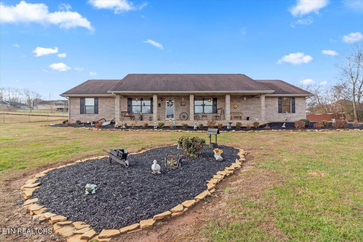 1415 Double D DR, Sevierville, TN 37876