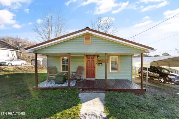 Jellico, TN 37762,632 Ivey St