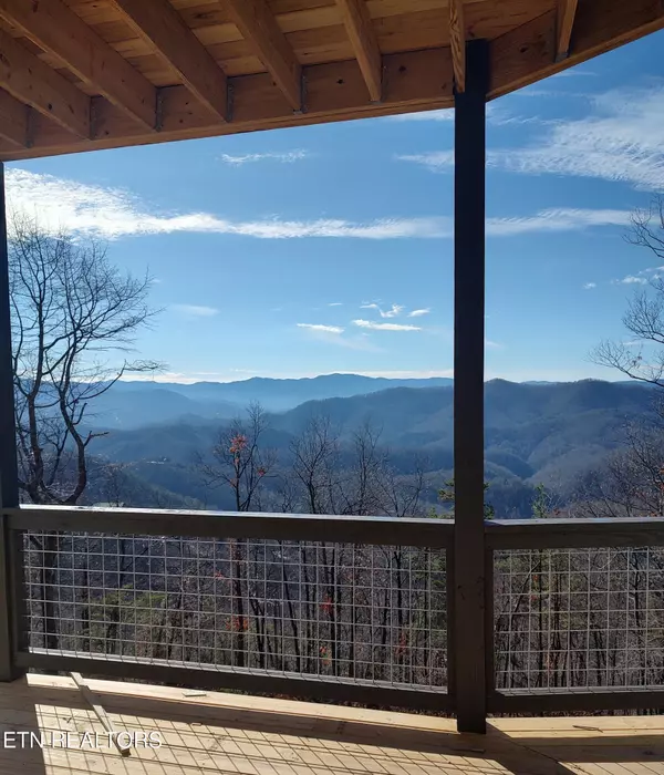 Sevierville, TN 37862,4915 Settler's View LN