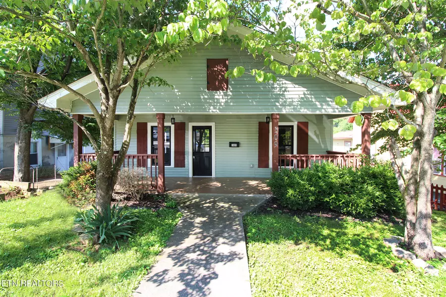 309 B St, Lenoir City, TN 37771