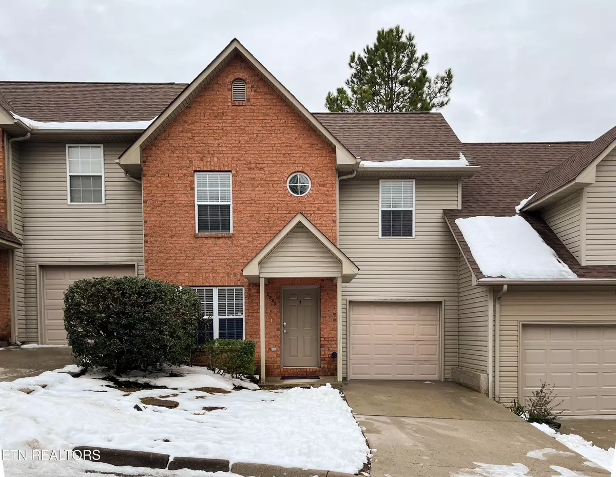 Knoxville, TN 37923,8820 Percy WAY