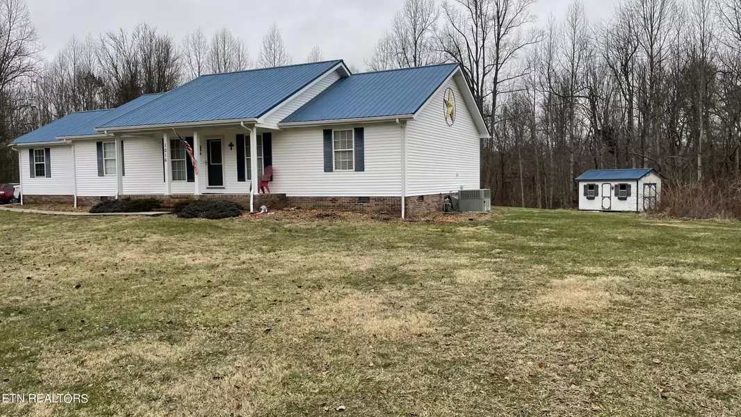 1016 Haley Rd, Clarkrange, TN 38553