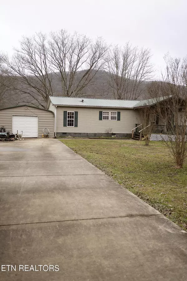 Harriman, TN 37748,530 Matt Edmond Rd