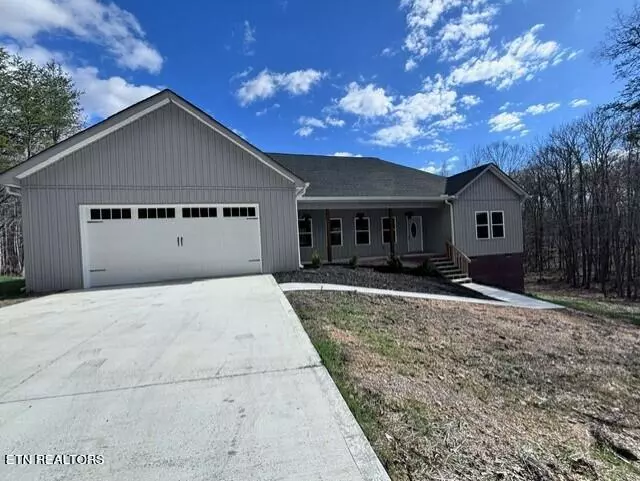 300 Sunrise LN, Decatur, TN 37322