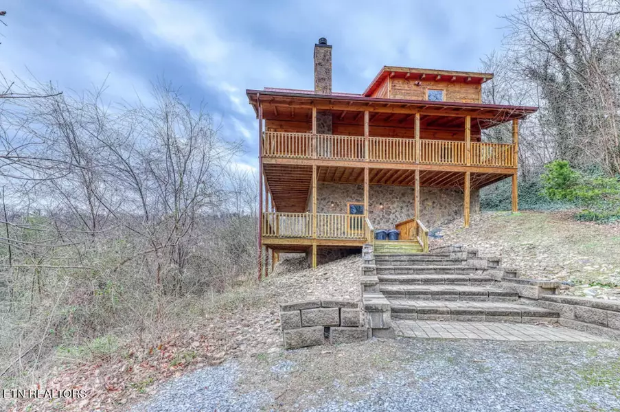 2149 Rising Fawn WAY, Sevierville, TN 37876