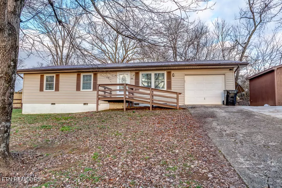 3416 Big Springs Ridge Rd, Friendsville, TN 37737