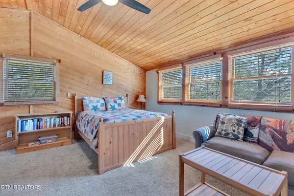 Sevierville, TN 37876,2328 Hidden Mountain Rd