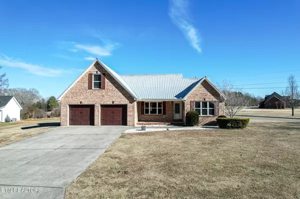 343 Bonnevista DR, Baneberry, TN 37890