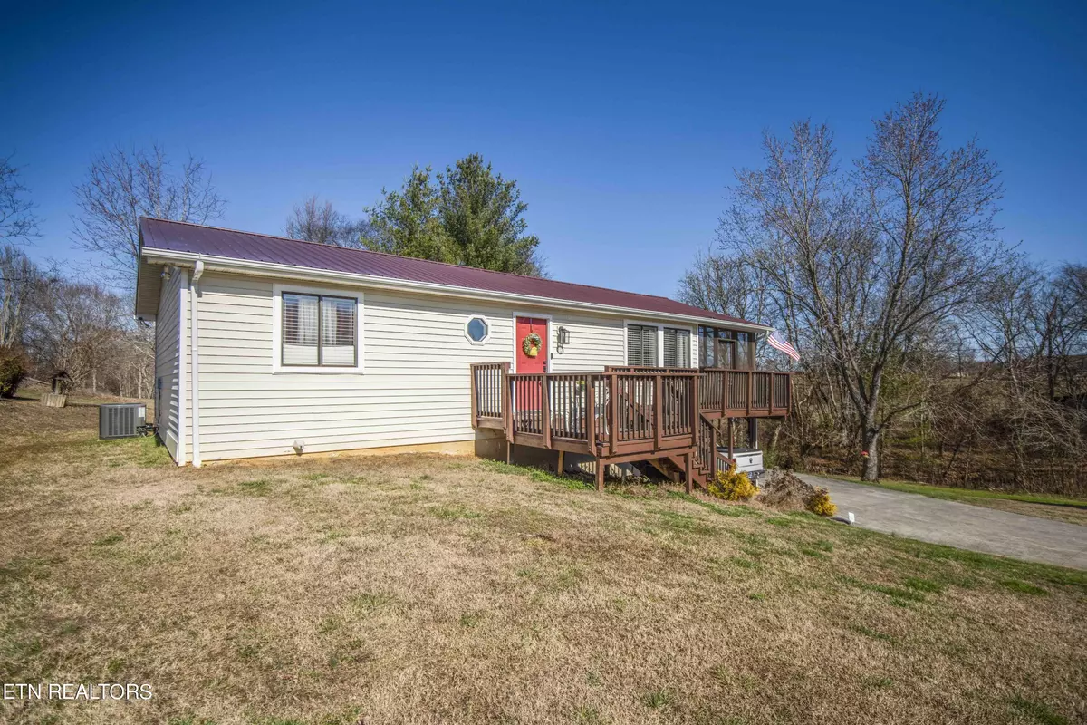 Sevierville, TN 37876,3086 Boyds Creek Hwy