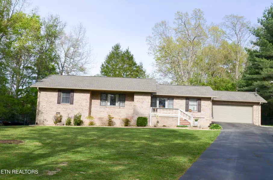 140 Shadowmont CT, Crossville, TN 38572