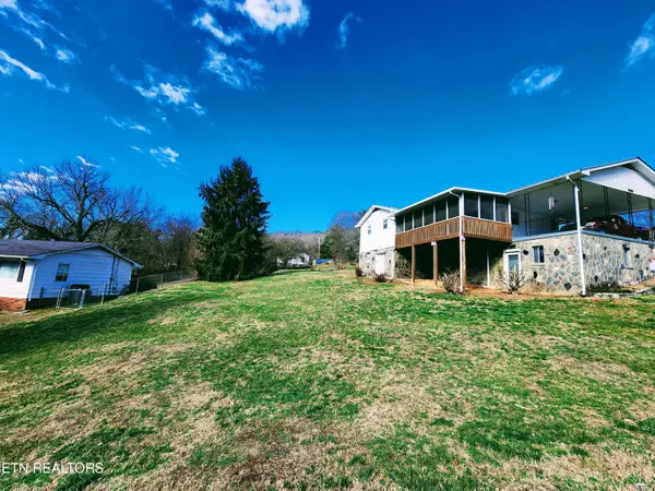 Harriman, TN 37748,945 Chilhowee St