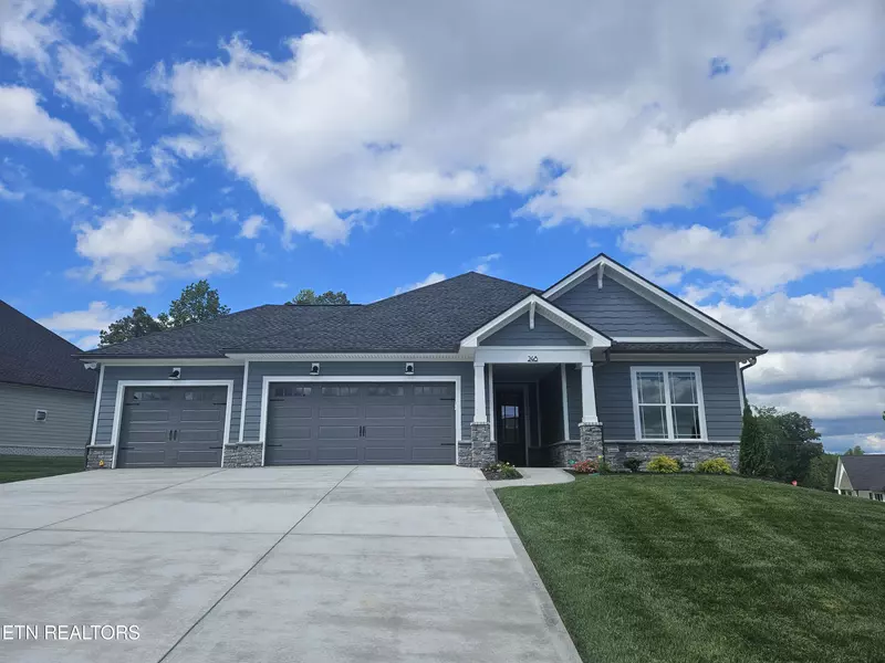 248 Trillium Tr, Lenoir City, TN 37771