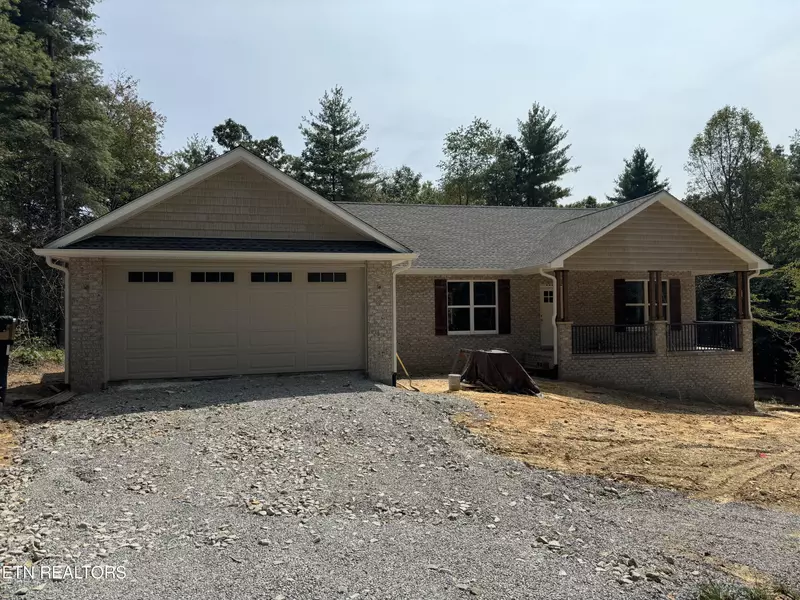 22 Beachwood LN, Fairfield Glade, TN 38558