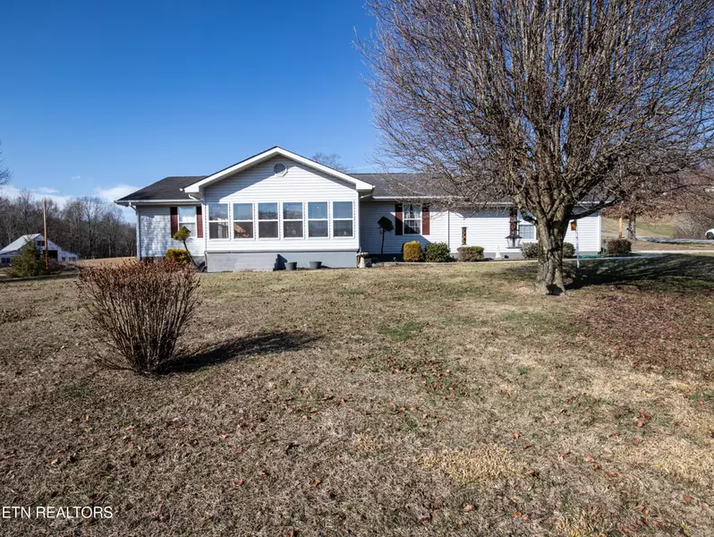 209 Jeffers Tr, Helenwood, TN 37755