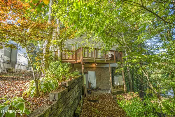 Townsend, TN 37882,837 Peacock Ridge DR