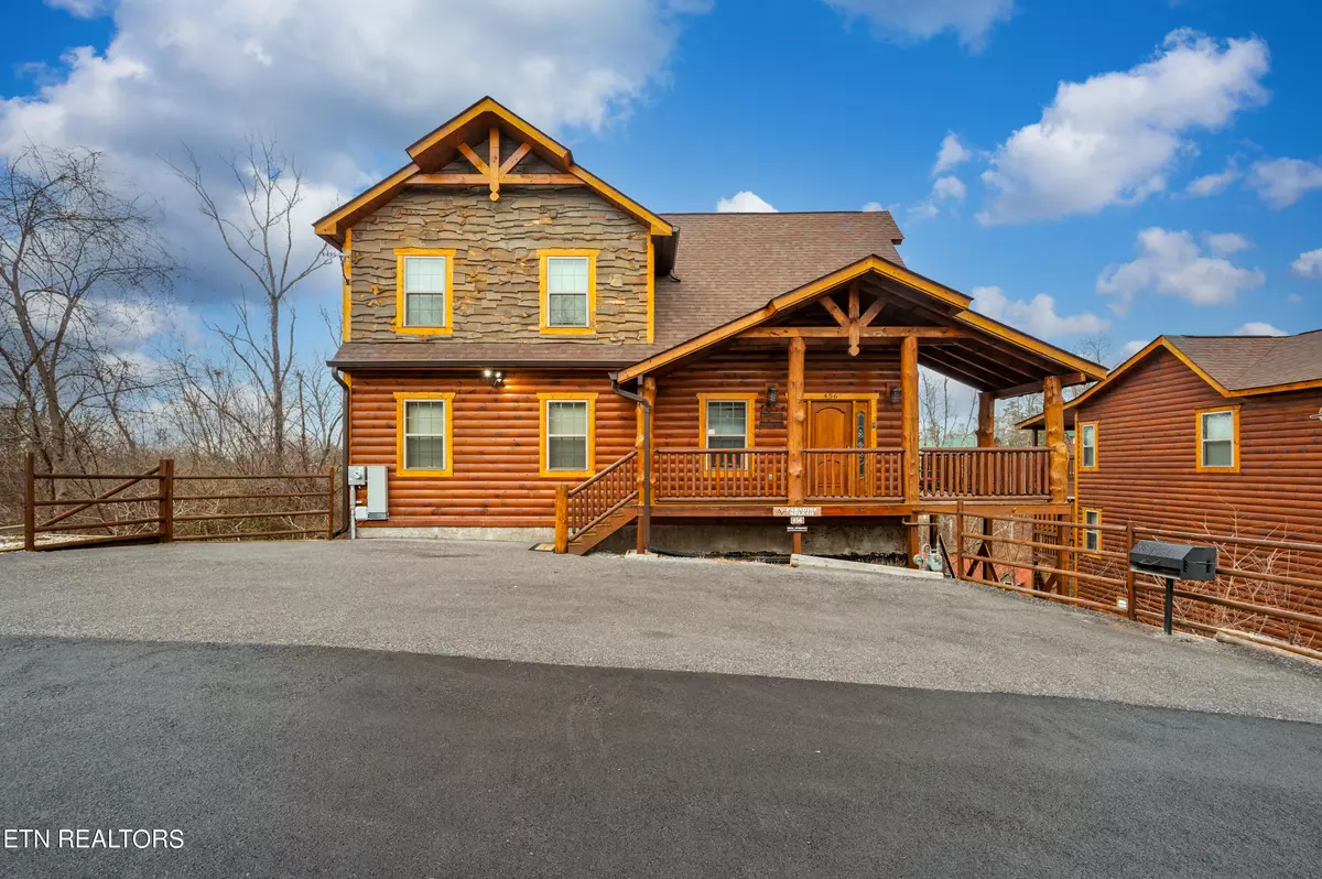 Pigeon Forge, TN 37863,456 Alpine Mountain WAY