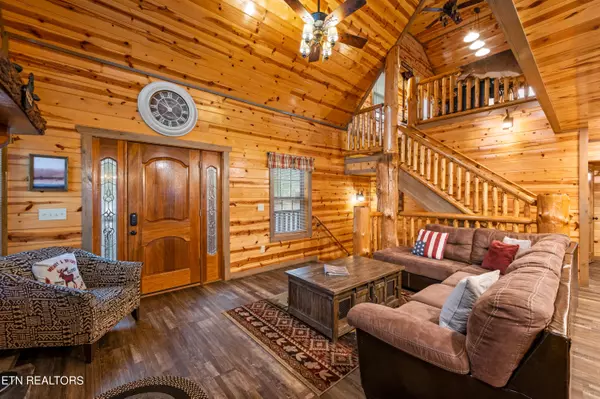 Pigeon Forge, TN 37863,456 Alpine Mountain WAY